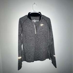 Nike Women's Dri-FIT Element Half-Zip Running Top Gray Heathered Reflective